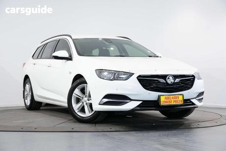White 2019 Holden Commodore Sportswagon Lt