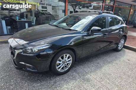Black 2017 Mazda 3 Hatchback Maxx