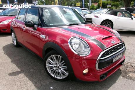 Red 2015 Mini Cooper Hatchback S 5D Hatch