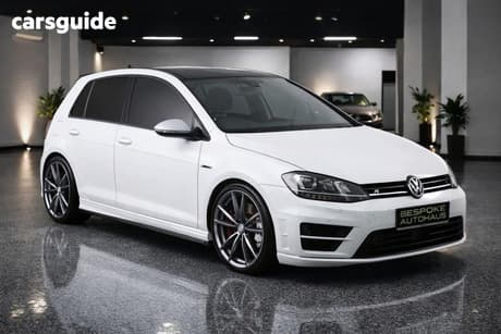 White 2016 Volkswagen Golf Hatchback R