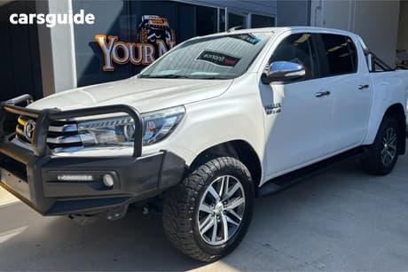 White 2016 Toyota Hilux Dual Cab Utility Sr5 (4X4)
