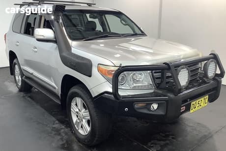 Silver 2014 Toyota Landcruiser Wagon Sahara (4X4)