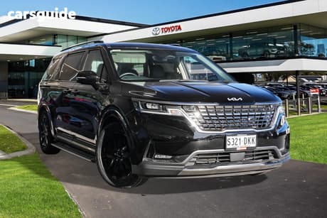 Black 2023 Kia Carnival Wagon Special Edition