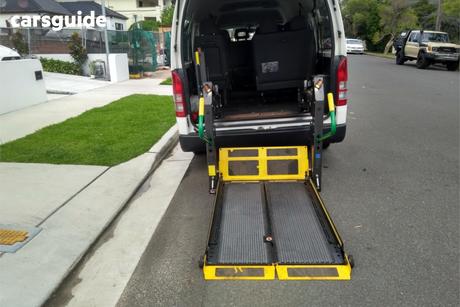 White 2016 Toyota HiAce Bus Commuter