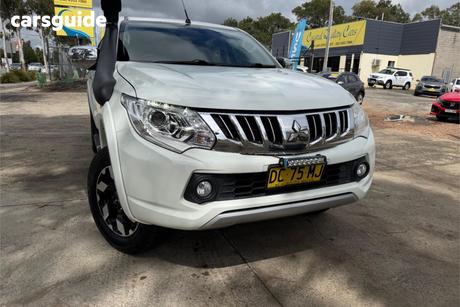 White 2016 Mitsubishi Triton Dual Cab Utility Exceed (4X4)