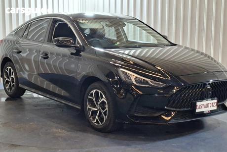 Black 2023 MG MG5 Sedan Vibe