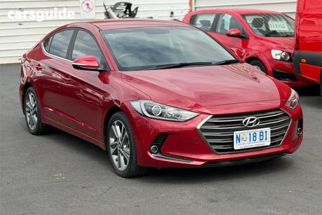 Red 2017 Hyundai Elantra Sedan Elite 2.0 Mpi