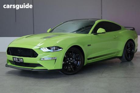 Green 2020 Ford Mustang Fastback Gt 5.0 V8