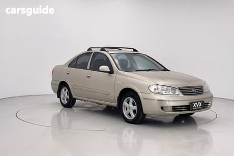 Gold 2005 Nissan Pulsar Sedan St-L