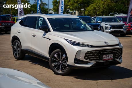 White 2025 MG HS Wagon Essence