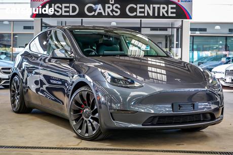 Grey 2023 Tesla Model Y Wagon Performance