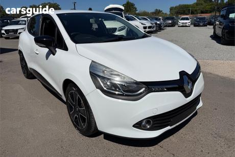 White 2016 Renault Clio Hatchback Expression
