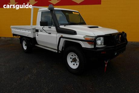 White 2014 Toyota Landcruiser Cab Chassis Workmate (4X4)