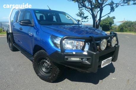 Blue 2018 Toyota Hilux Double Cab Pick Up Sr (4X4)