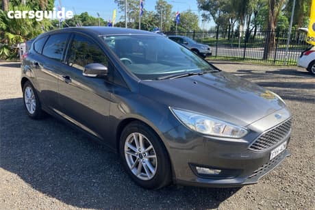 Grey 2016 Ford Focus Hatchback Trend