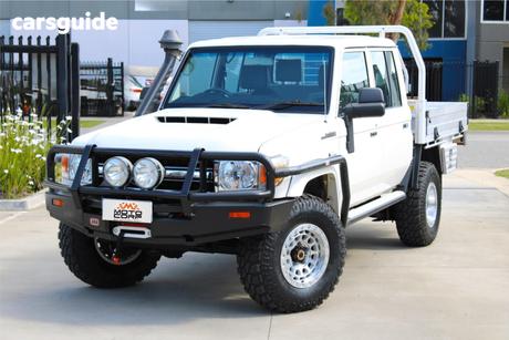 White 2020 Toyota Landcruiser Double Cab Chassis Gxl (4X4)