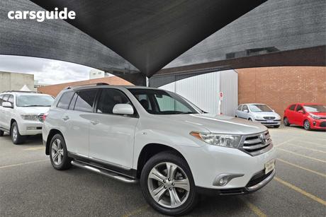 White 2012 Toyota Kluger Wagon Kx-S (Fwd)