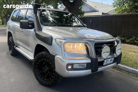 Silver 2011 Toyota Landcruiser Wagon Altitude Se