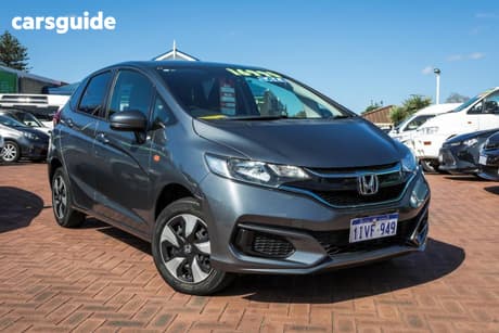 Grey 2017 Honda Fit Hatch (HYBRID) GP6