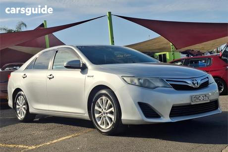 Silver 2012 Toyota Camry Sedan Hybrid H