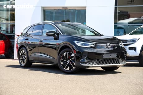 Black 2025 Volkswagen Id.4 Wagon Pro