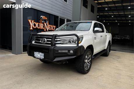 White 2016 Toyota Hilux Dual Cab Utility Sr5 (4X4)