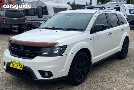 White 2015 Dodge Journey Wagon R/T