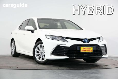 White 2021 Toyota Camry Sedan Ascent