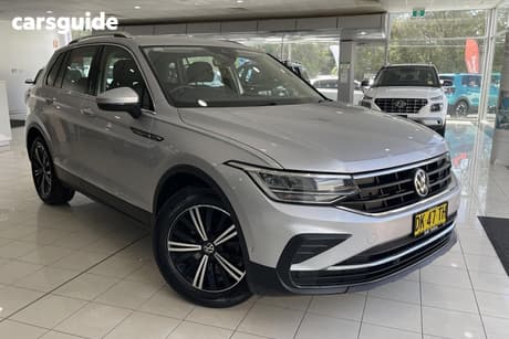 Silver 2021 Volkswagen Tiguan Wagon 110Tsi Life