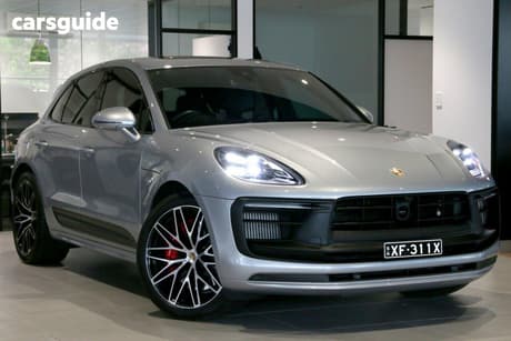 Silver 2021 Porsche Macan Wagon Gts