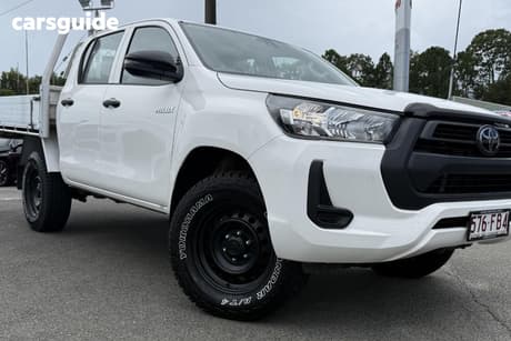 White 2022 Toyota Hilux Double Cab Chassis Workmate (4X4)