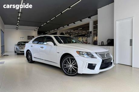 White 2007 Lexus LS Sedan USF40 (ZX001385)