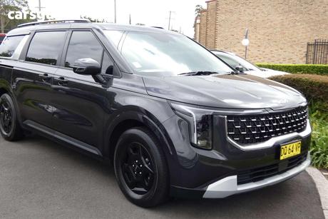 Grey 2025 Kia Carnival Wagon S