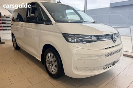 White 2025 Volkswagen Multivan Wagon Life Swb Tdi360