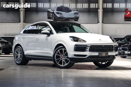 White 2019 Porsche Cayenne Wagon