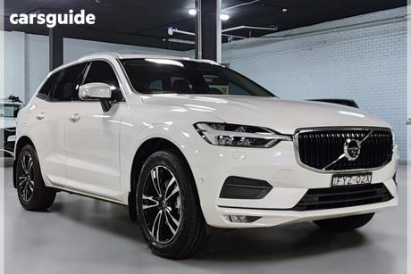White 2020 Volvo XC60 Wagon D4 Momentum (Awd)