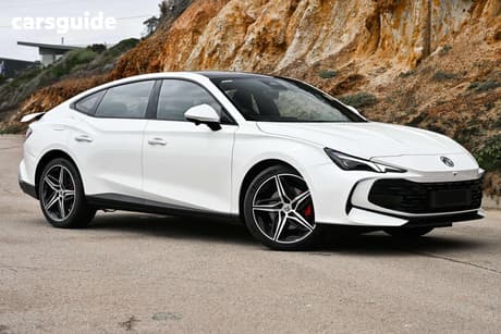 White 2026 MG Mg7 Sedan Essence