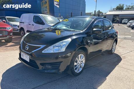 Black 2013 Nissan Pulsar Hatchback St