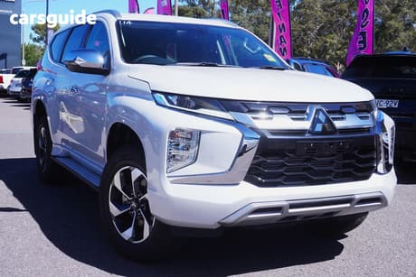 White 2024 Mitsubishi Pajero Sport Wagon Gls (4Wd) 7 Seat