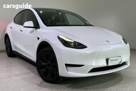 White 2025 Tesla Model Y Wagon Rear-Wheel Drive