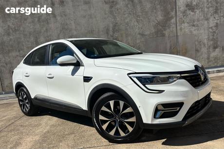 White 2023 Renault Arkana Coupe Zen