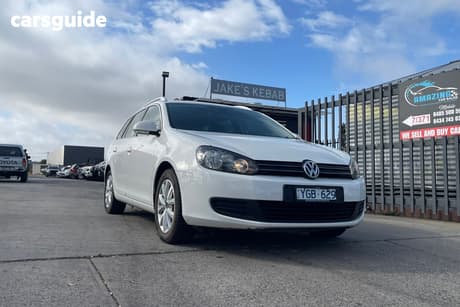 White 2011 Volkswagen Golf Wagon 118 Tsi Comfortline