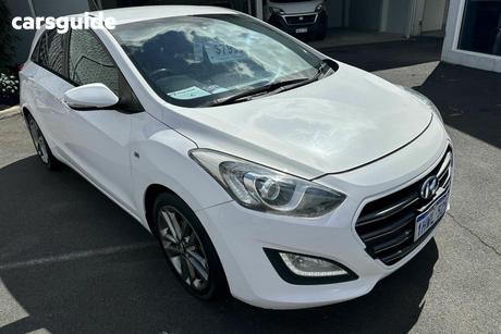 White 2015 Hyundai I30 Hatchback Sr