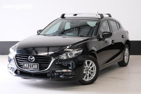 Black 2017 Mazda 3 Hatchback Maxx