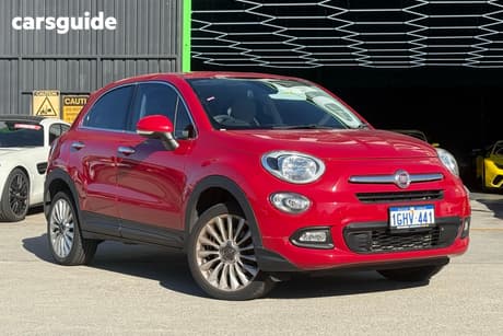 Red 2017 Fiat 500X Wagon Lounge