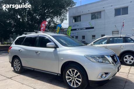 Silver 2017 Nissan Pathfinder Wagon St (4X2)