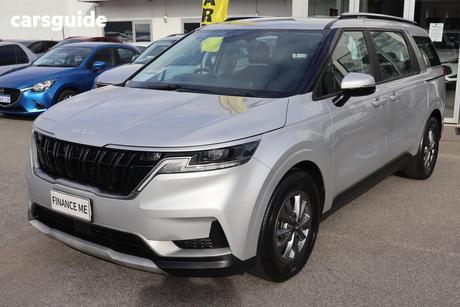 Silver 2022 Kia Carnival Wagon S