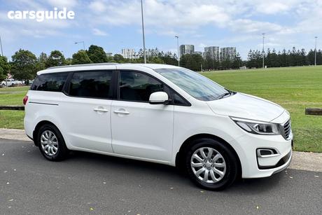 White 2020 Kia Carnival Wagon S