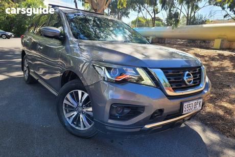 Grey 2017 Nissan Pathfinder Wagon St (4X2)