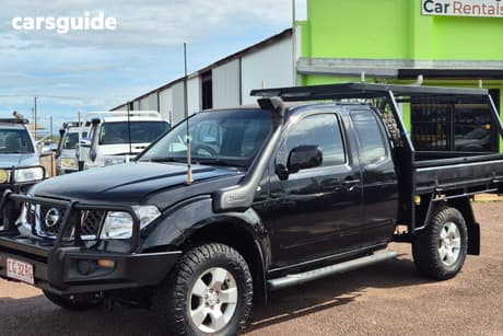 Black 2009 Nissan Navara Dual Cab Pick-up St-X (4X4)